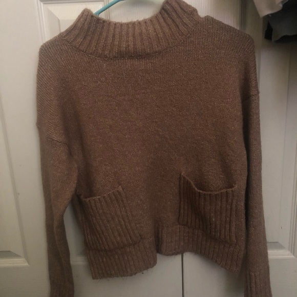 Comfy brown fuzzy warm sweater - Picture 2 of 5